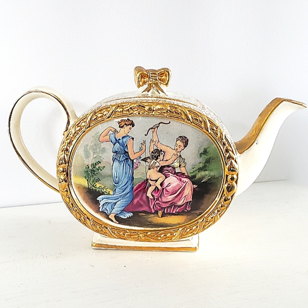 James SADLER Cherub Teapot